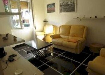 Trilocale Via Carlo Antonio Tavella, 1, Genova (zona Castelletto) - foto 1