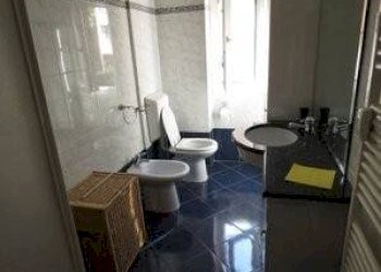 Trilocale Via Carlo Antonio Tavella, 1, Genova (zona Castelletto) - foto 33