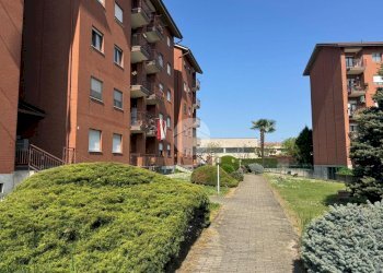 Four-room apartment Via Rosa Luxemburg, Settimo Torinese - photo 3