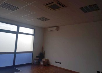 WhatsApp Image 2026-03-15 at 22.01.33.jpeg - Ufficio Via della Pace 42, Castelnuovo Magra - foto 7