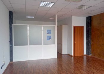 WhatsApp Image 2026-03-15 at 22.01.34 (1).jpeg - Ufficio Via della Pace 42, Castelnuovo Magra - foto 8