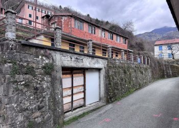 IMG_8675.JPG - Casa indipendente Località Sopraloroce 11, Borzonasca - foto 2