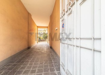 One-room apartment Via Trento, 30 
 Centro, Biella - photo 26
