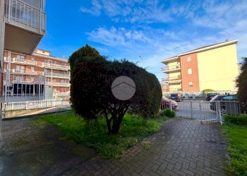 Two-room apartment Via F. Turati, None - photo 7