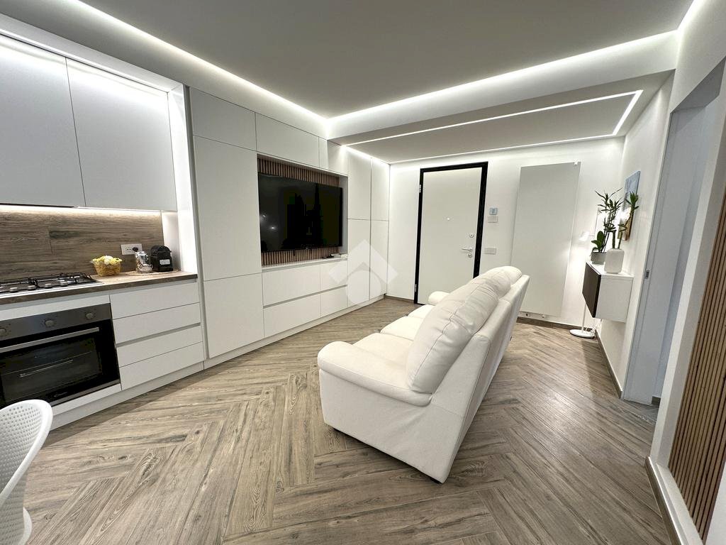 Appartamento Piazza d'armi, Camporosso - foto 1