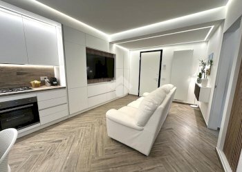 Appartamento Piazza d'armi, Camporosso - foto 1