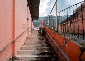 Laboratory Via Vittorio Veneto, 9
Pilzone, Iseo - photo 18