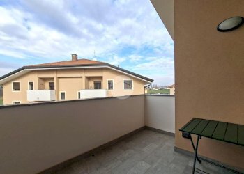 Two-room apartment Via Alcide De Gasperi, Vittuone - photo 10