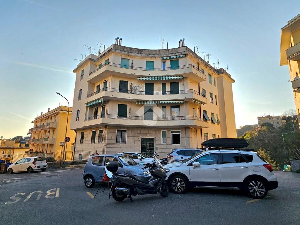 Quadrilocale Via Amerigo Vespucci, Genova (zona Pegli) - foto 2