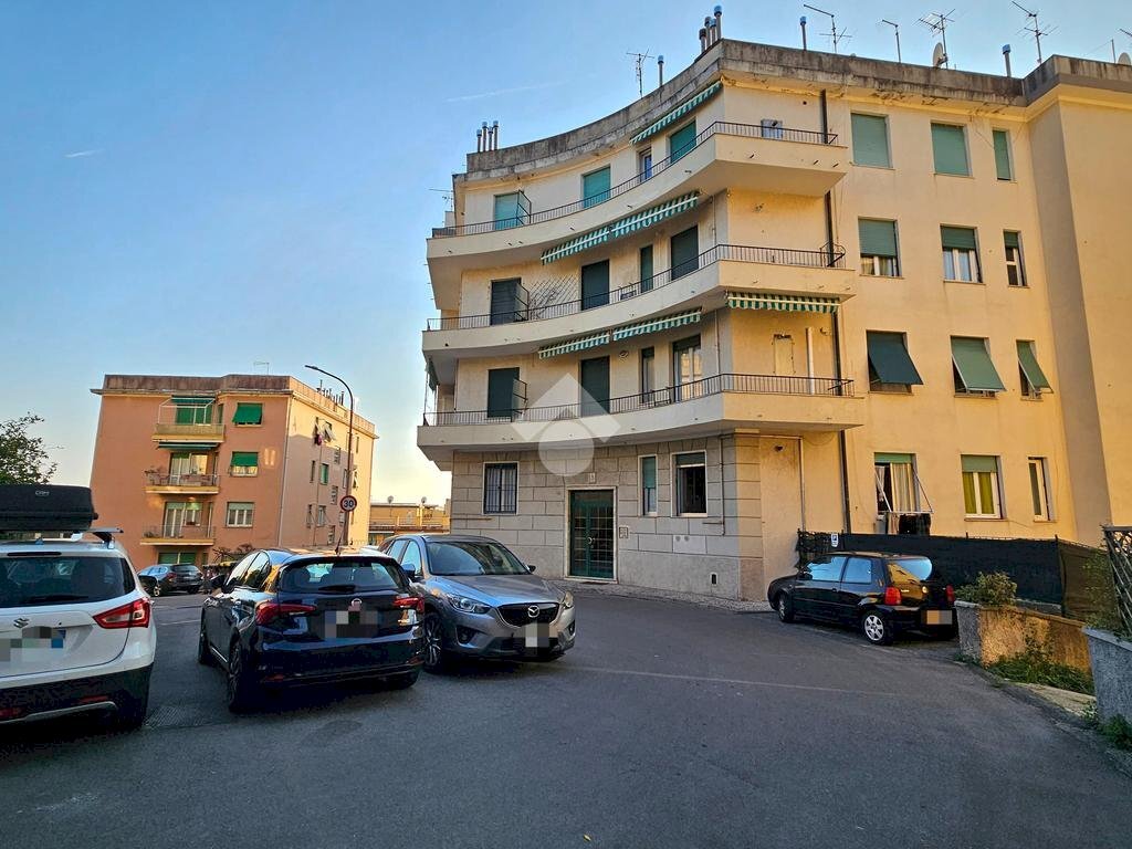 Quadrilocale Via Amerigo Vespucci, Genova (zona Pegli) - foto 3