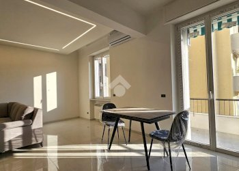 Four-room apartment Via Amerigo Vespucci, Genova (neighborhood Pegli) - photo 9