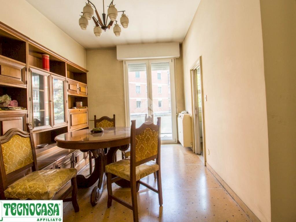 Trilocale Via Montefiorino, Bologna (zona Costa Saragozza) - foto 2