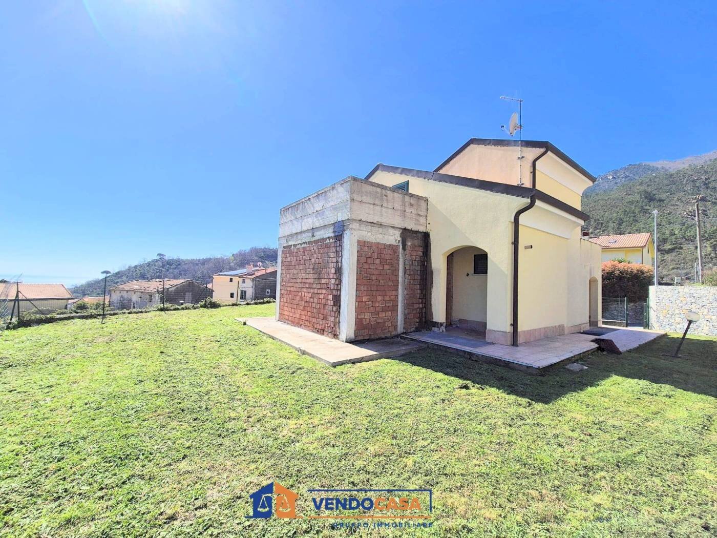 Villa Loano - photo 1