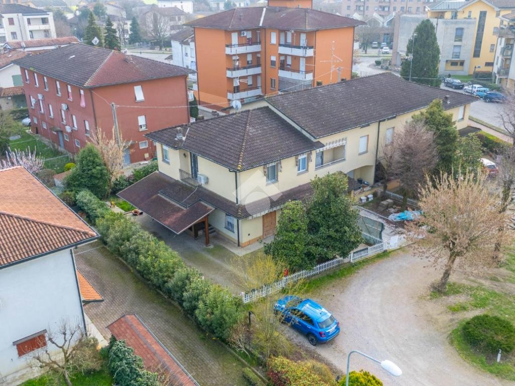 Casa semi indipendente Via Borgotorto, Campegine - foto 1