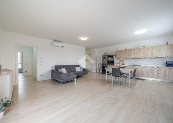 Four-room apartment Via Ilaria Alpi, Novellara - photo 8