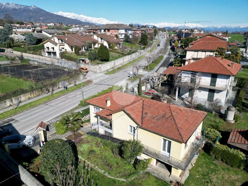 Independent house Via Bagnolo, Barge - photo 1
