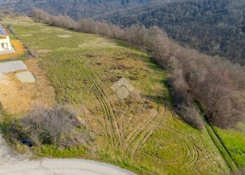 Building land Strada borgonovo campanara, Medesano - photo 1