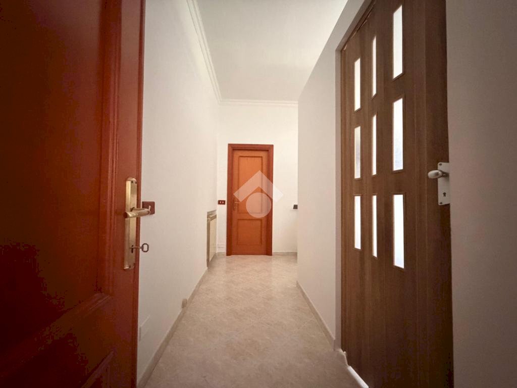 Three-room apartment Via Elso Sommovigo, Arcola - photo 2