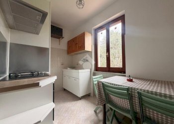 Three-room apartment Via Elso Sommovigo, Arcola - photo 1