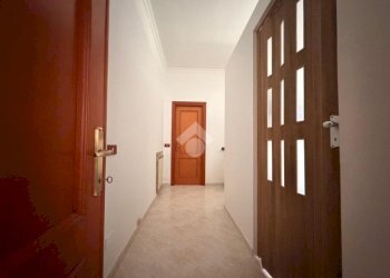 Three-room apartment Via Elso Sommovigo, Arcola - photo 2