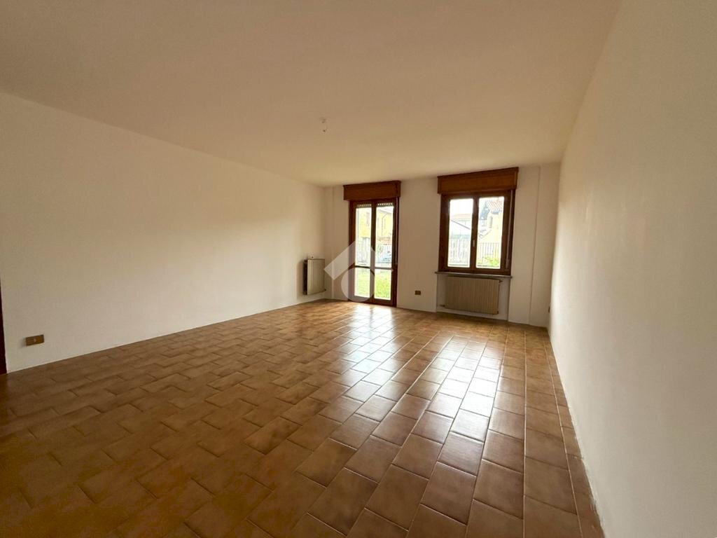 Appartamento Via Barassino, Trecate - foto 2