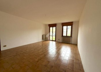 Appartamento Via Barassino, Trecate - foto 2