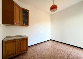 Trilocale Via L. Calda, Genova (zona Borzoli) - foto 3