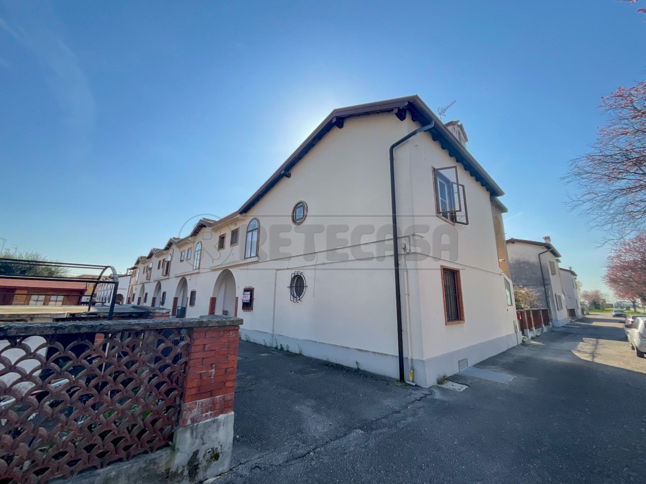 ESTERNI - Villa a Schiera VIALE MARCONI 168, Torviscosa - foto 3