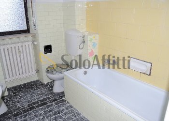 BAGNO 2 - Trilocale Via Montello 2, Settimo Torinese - foto 5