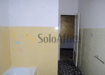 BAGNO 3 - Trilocale Via Montello 2, Settimo Torinese - foto 6