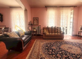 soggiorno.jpg - Appartamento Via Crivelli 39, Parabiago - foto 4