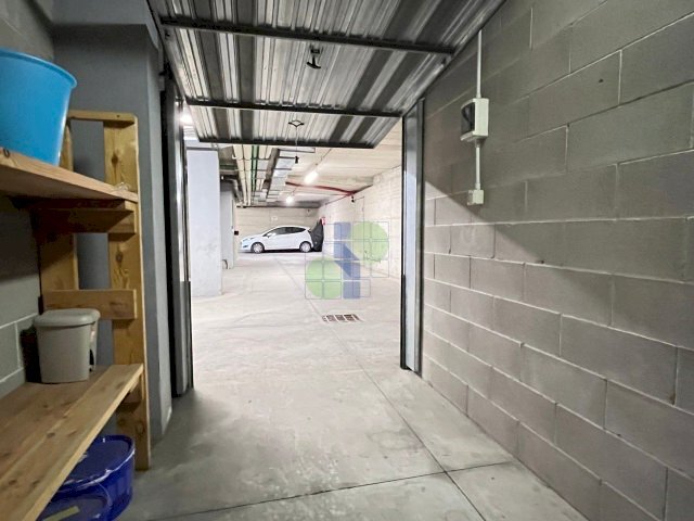 interno garage - Box Via Castelli 19, Livorno - foto 3