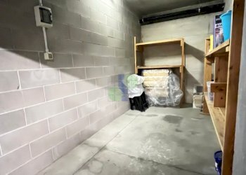 interno garage - Box Via Castelli 19, Livorno - foto 1