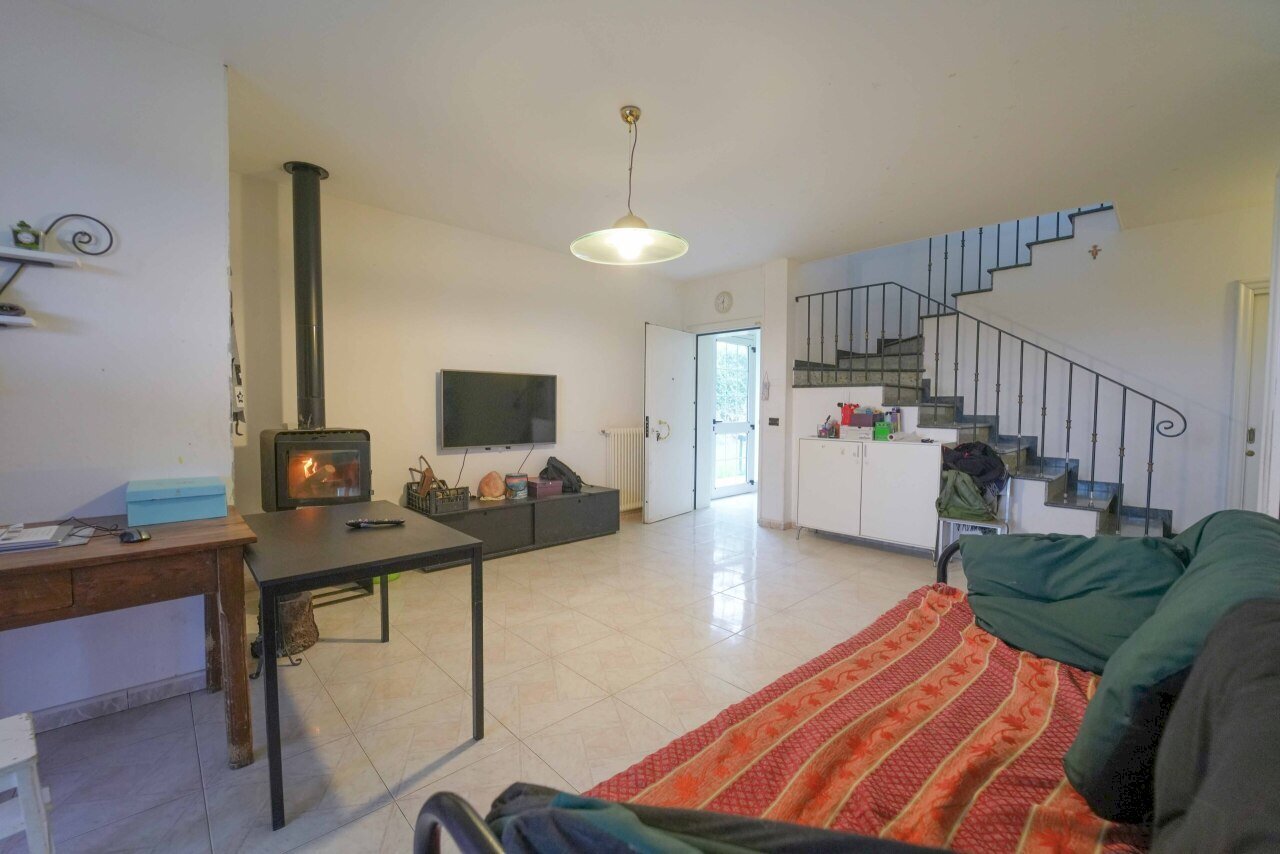 DSC02021.jpg - Villa Via Filippo Turati 12, Poggio Torriana - foto 2