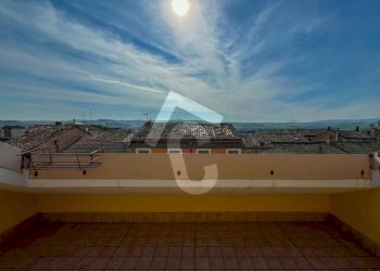 8A35D16C-FC75-437B-8F96-C957466CD330.jpeg - Three-room apartment Jesi - photo 2