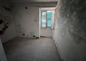 IMG_9702.JPG - Three-family Villa Via Paolo Segneri 2, Borzonasca - photo 19