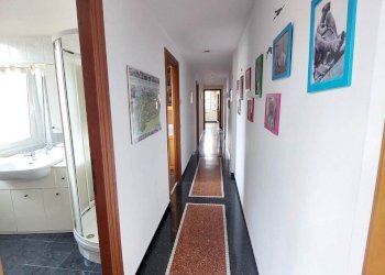 20251215_100719.jpg - Three-room apartment Passo della Zebra, Genova (neighborhood Marassi) - photo 5