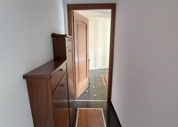 20251215_101051.jpg - Three-room apartment Passo della Zebra, Genova (neighborhood Marassi) - photo 6