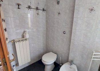 20251215_100741.jpg - Three-room apartment Passo della Zebra, Genova (neighborhood Marassi) - photo 21