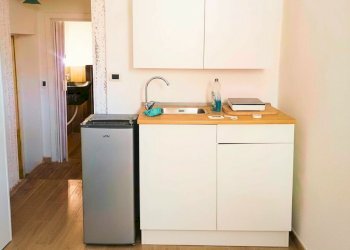 gemini-2.5-flash-image_Enhance_this_real_estate_ph - Monolocale Pescara - foto 5