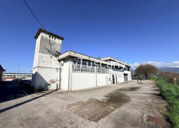 image00018.jpeg - Locale Commerciale Via Giacomo Puccini 2335, Porcari - foto 2