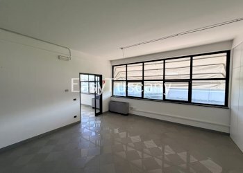 image00002.jpeg - Locale Commerciale Via Giacomo Puccini 2335, Porcari - foto 8