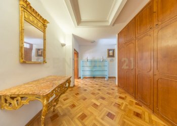 5.jpg - Trilocale Via della Croce 71, Roma - foto 6