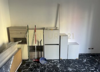 soggiorno - camera - Quadrilocale Via Pier Fortunato Calvi 49, Verona - foto 7