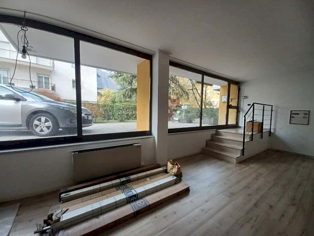 541b508e-3d84-442b-8f3f-58fb60aba98f.jpg - Commercial Premises Trento - photo 1