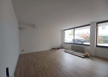 4569d016-668b-43f2-b1c1-2e2223c36fc1.jpg - Commercial Premises Trento - photo 3