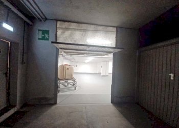 62dc0513-5cb4-4e47-b6ae-1168f581a88a.jpg - Commercial Premises Trento - photo 16