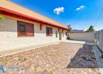 facciata - Villa Via Lorenzo il Magnifico, Taranto - foto 1