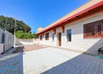 giardino - Villa Via Lorenzo il Magnifico, Taranto - foto 5