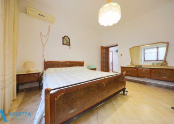 camera da letto - Four-room apartment Via della Croce 2, Taranto - photo 15